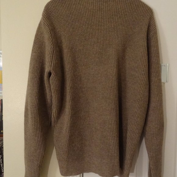 J. Crew 100% Lambswool Henley (M) - Picture 2 of 5